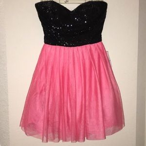 Pink and Black Mini Sequined Formal/Prom Press